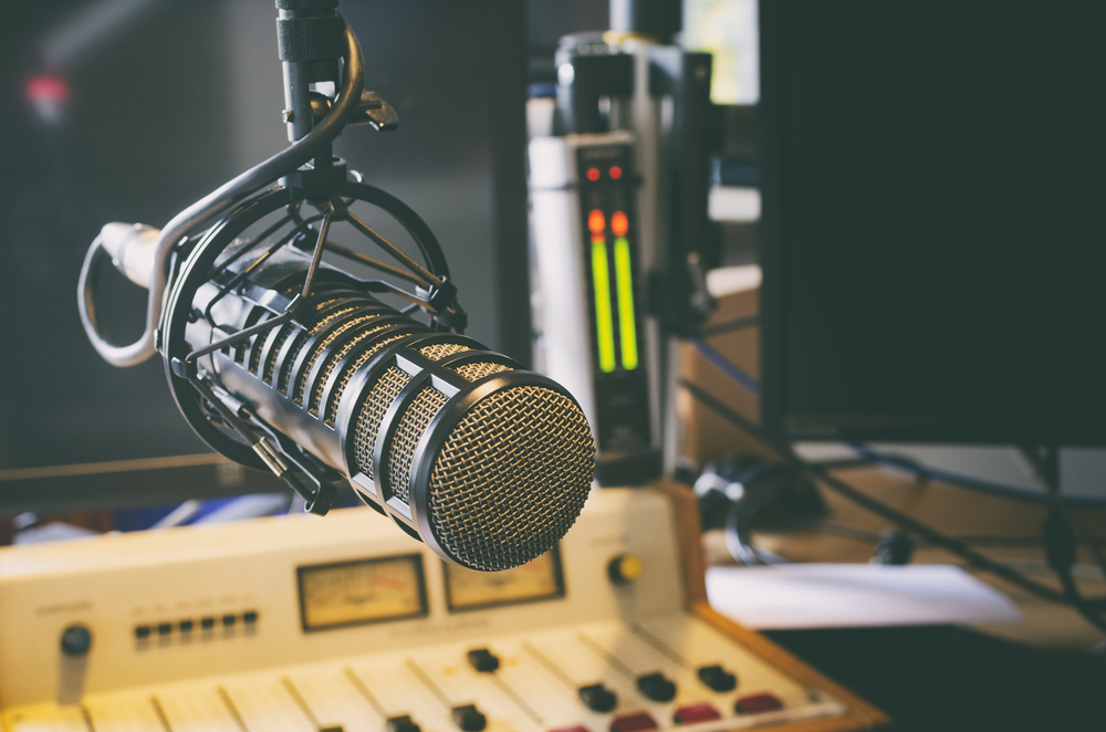 RADIO DJ
